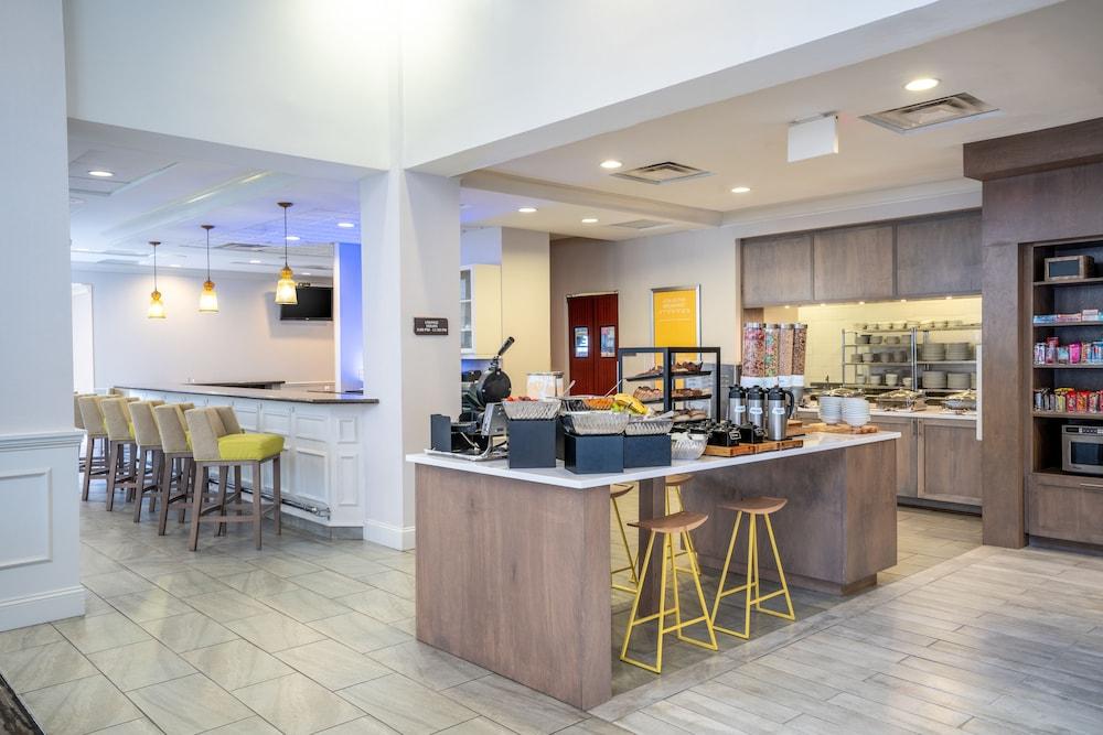 סנדסטון Hilton Garden Inn Richmond Airport מראה חיצוני תמונה