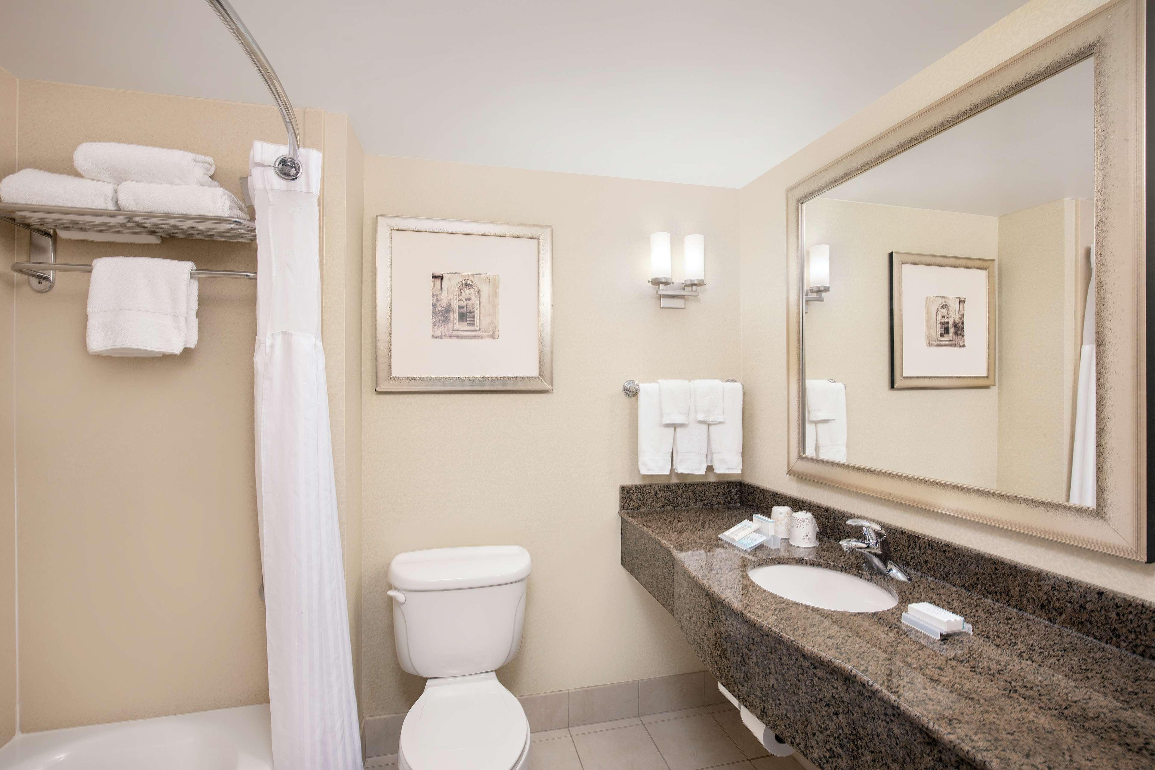 סנדסטון Hilton Garden Inn Richmond Airport מראה חיצוני תמונה