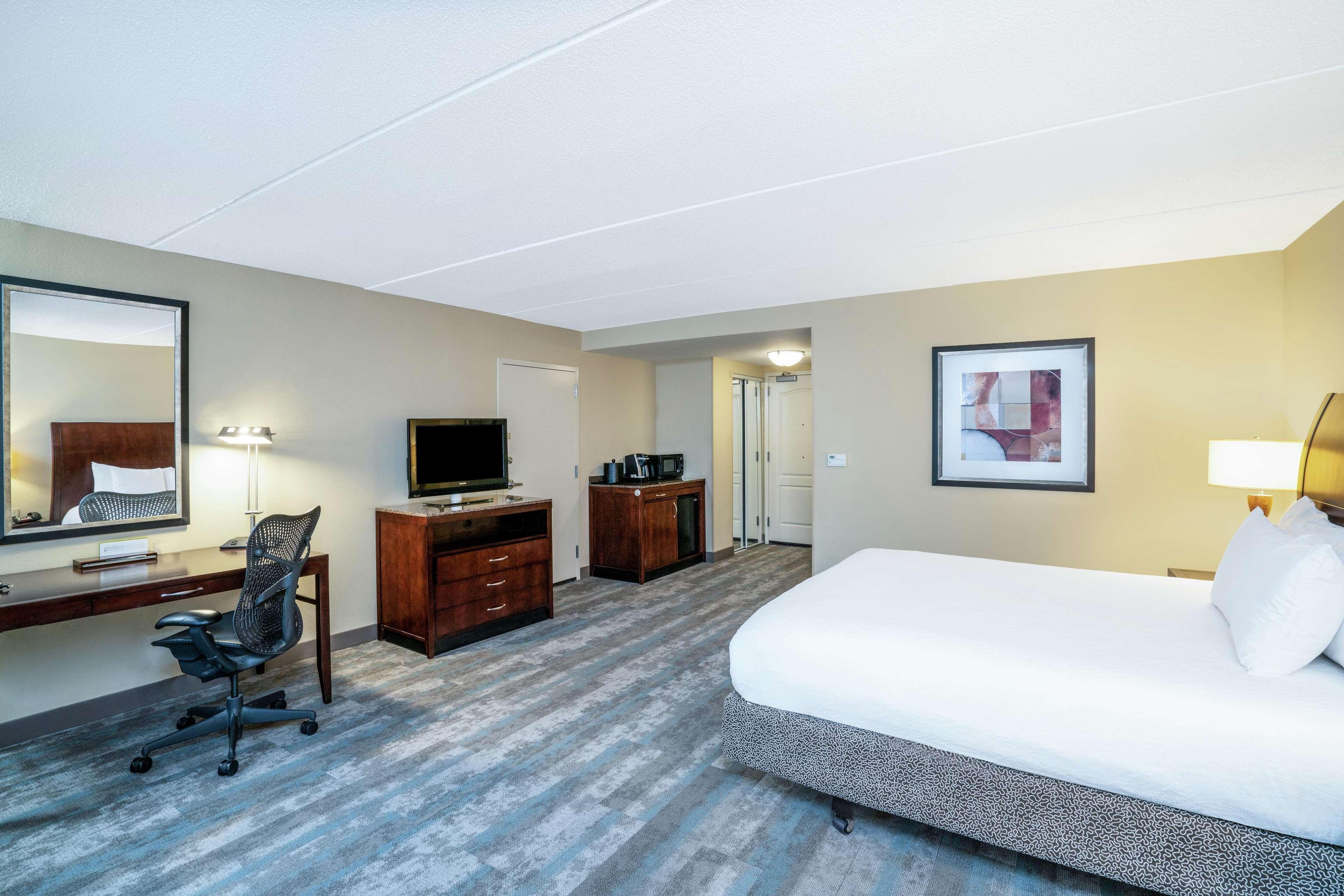 סנדסטון Hilton Garden Inn Richmond Airport מראה חיצוני תמונה