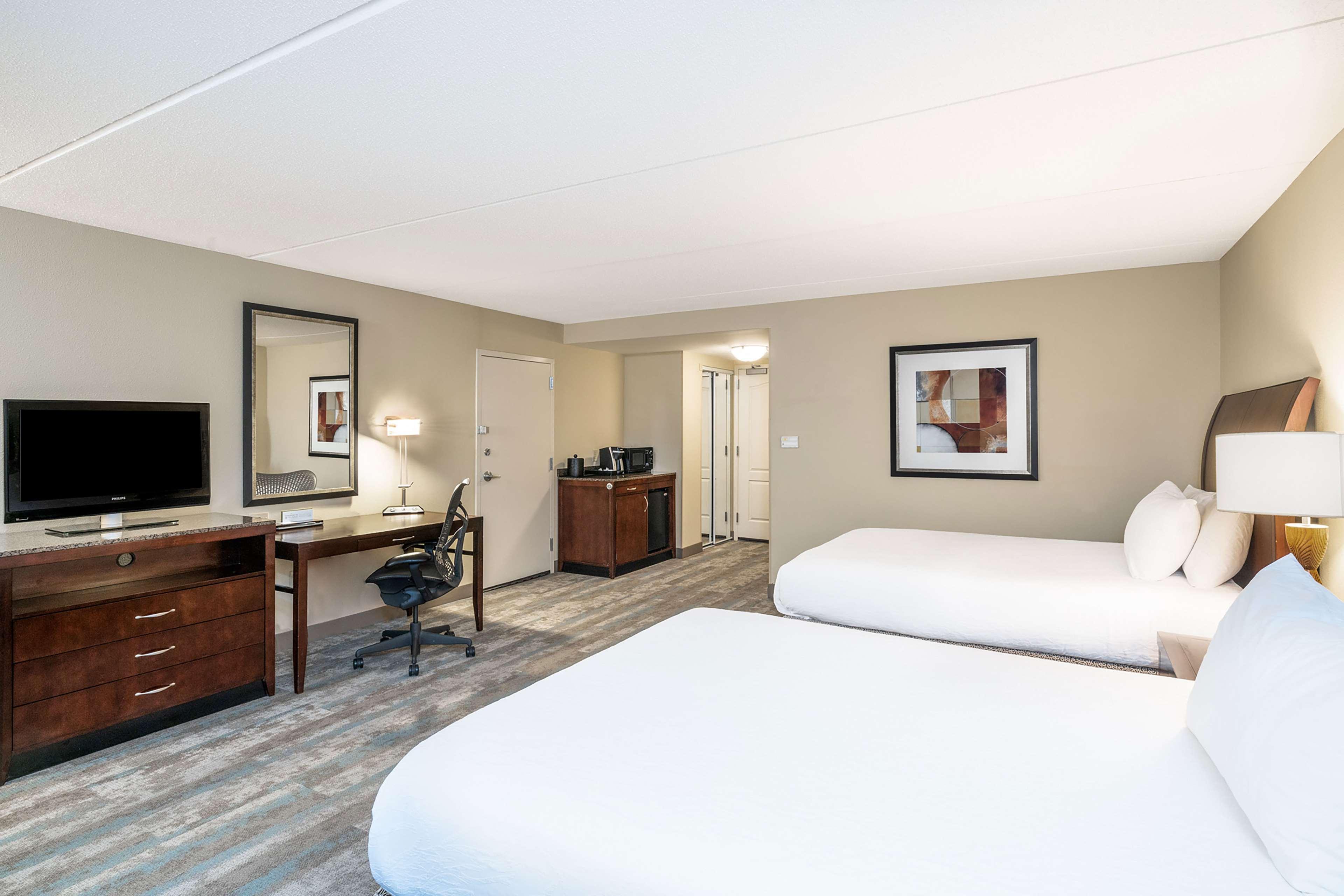 סנדסטון Hilton Garden Inn Richmond Airport מראה חיצוני תמונה