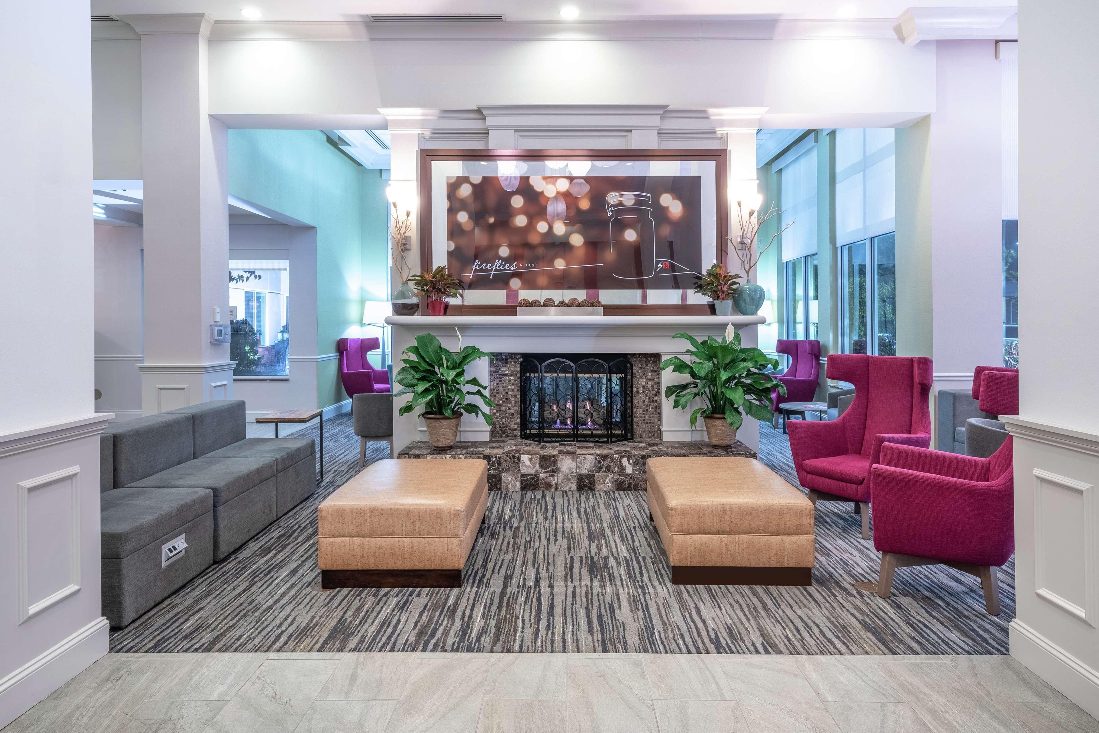 סנדסטון Hilton Garden Inn Richmond Airport מראה חיצוני תמונה