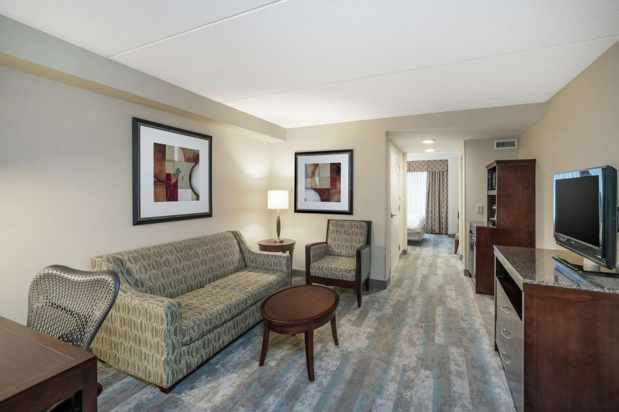סנדסטון Hilton Garden Inn Richmond Airport מראה חיצוני תמונה