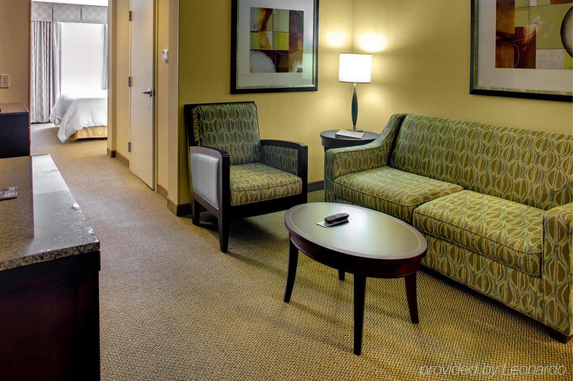 סנדסטון Hilton Garden Inn Richmond Airport חדר תמונה